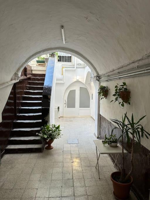 Mediterranean House Бари Экстерьер фото